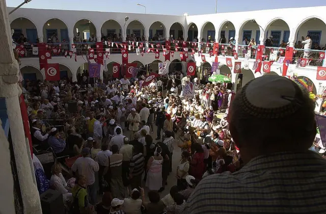 كنيس الغريبة 