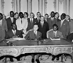 استقلال السنغال