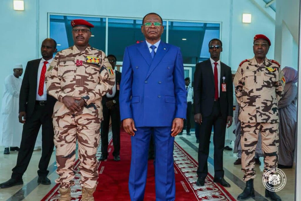 رئيس تشاد يتوجه إلى الجزائر