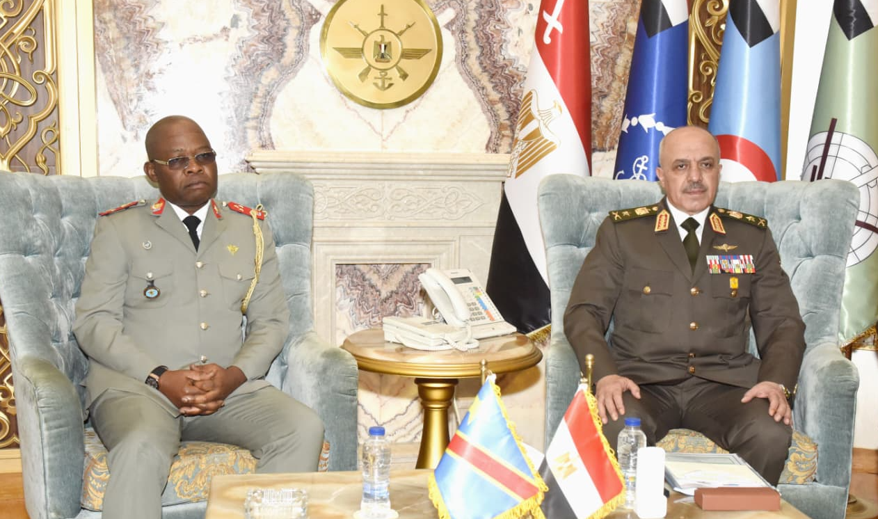الفريق أحمد خليفة يلتقى رئيس هيئة الأركان بالكونغو الديمقراطية