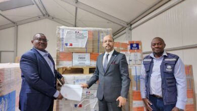 تسلم الأدوية