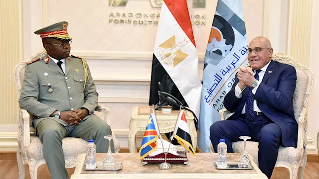 اللواء مهندس مختار عبداللطيف يستقبل الفريق بانزا 