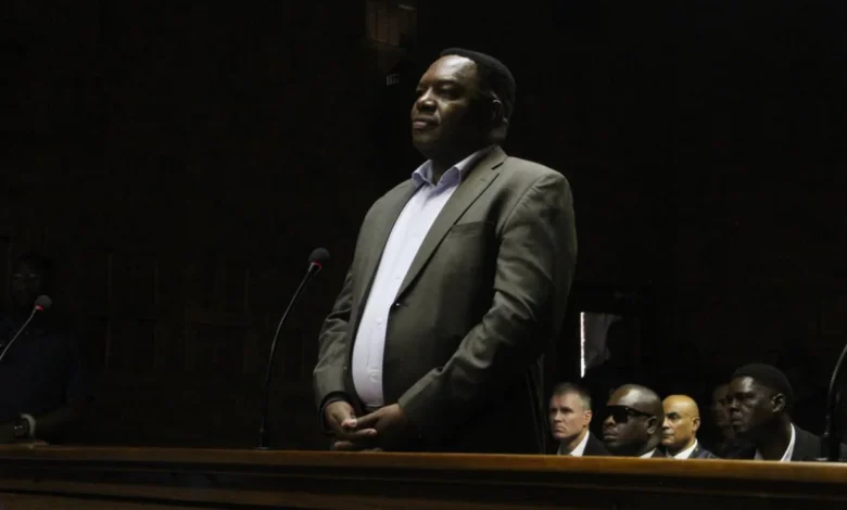 ايقاف قائد شرطة جنوب إفريقي