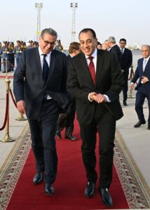رئيس الوزراء المصري يستقبل نظيره المغربي