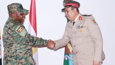مصر وأوغندا تعززان التعاون العسكري