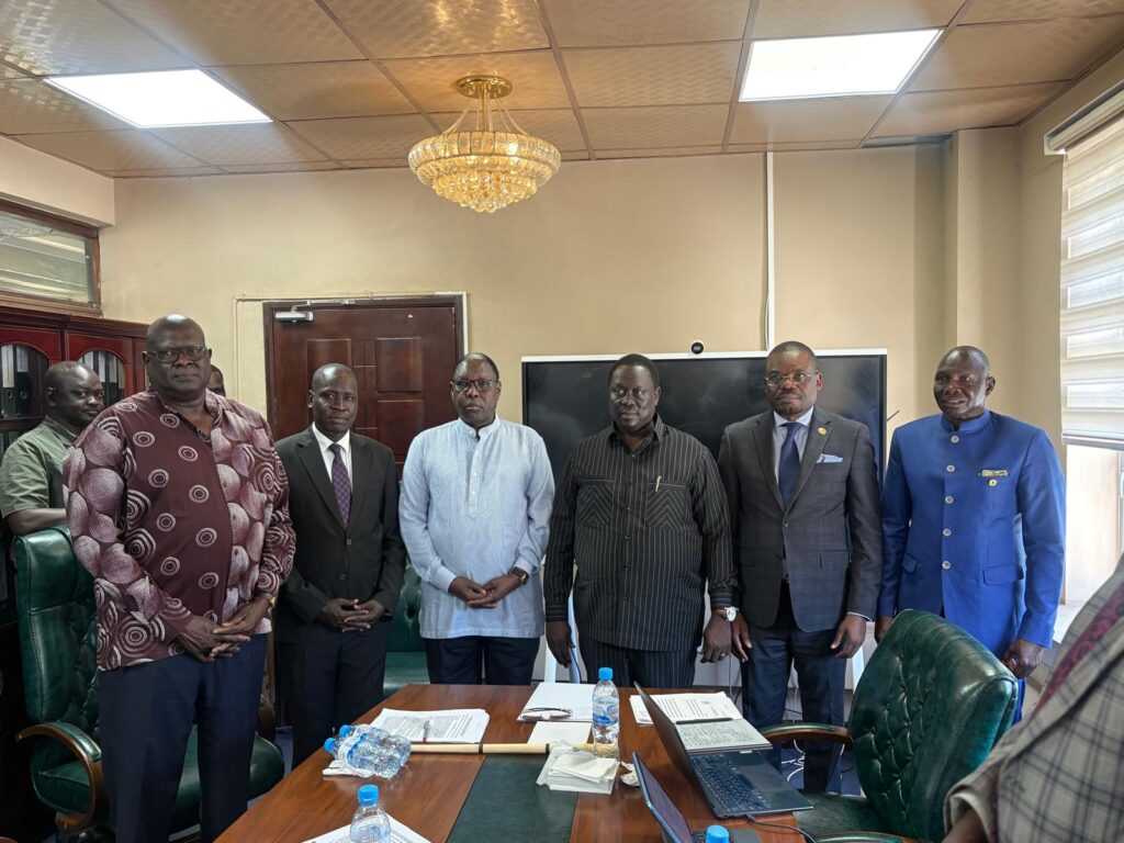 مدير المراكز الإفريقية لمكافحة الأمراض يزور جنوب السودان لبحث تطوير القطاع الصحي