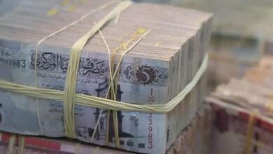 الحكومة الليبية تكشف سبب تأخر صرف مرتبات أبريل