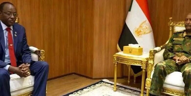 البرهان ومسؤول أمني رفيع من جنوب السودان يبحثان في بورتسودان تأمين الحدود