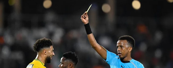 يويفا يفاجئ الصومالي عمر أرتان بعد حرمانه من كأس العالم