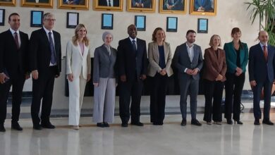 مصر تبحث مع وفد برلماني هولندي تعزيز الشراكة والتنسيق الإقليمي