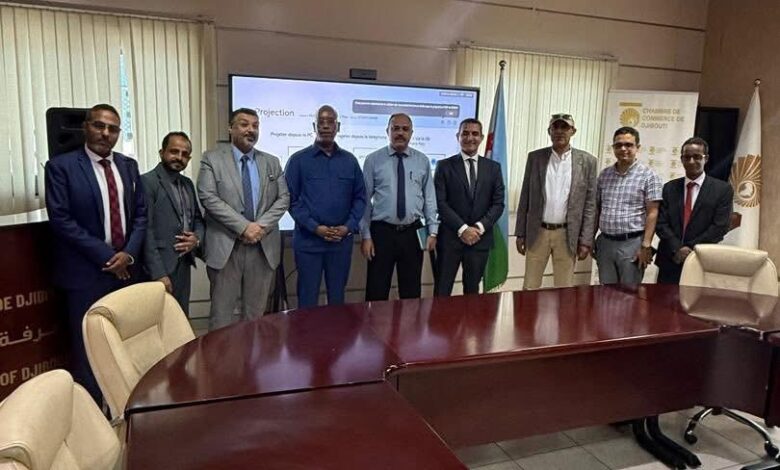 سفير مصر لدى جيبوتي يجتمع بأعضاء غرفة التجارة لتعزيز التعاون بين البلدين