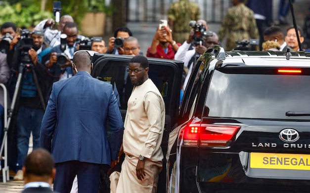 الانقسام يتعمق في السنغال.. ائتلاف الرئيس فاي يعتزم تأسيس حزب جديد