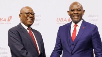 بعد 12 عامًا.. توني إلوميلو يودع رئاسة بنك UBA في نيجيريا