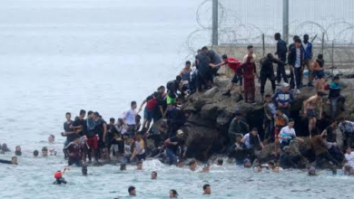 المغرب سبتة بحرًا.. وصول 1000 مهاجر في أسبوع