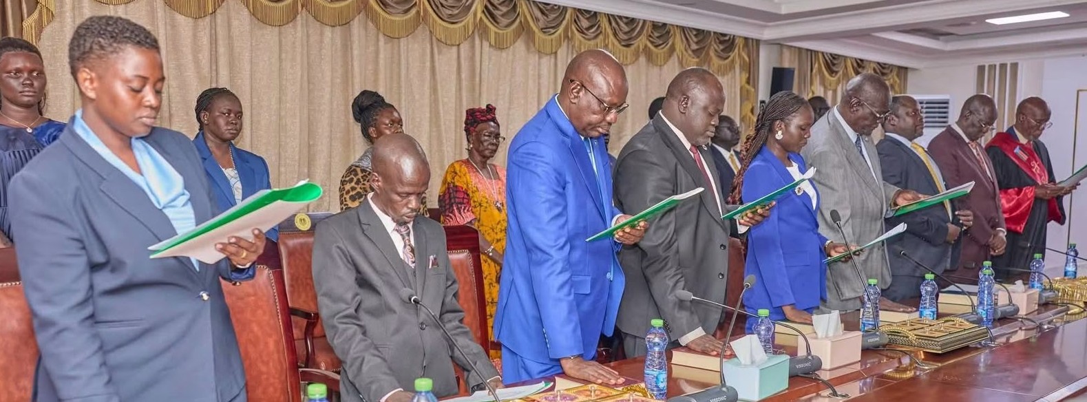 مسئولون جدد يؤدون اليمين الدستورية أمام رئيس جنوب السودان