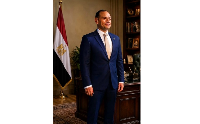 السفير باسم حسن