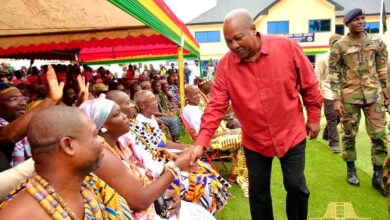 Le président du Ghana inaugure le nouveau quartier général de la police et affirme : « L’achèvement des projets en suspens est une priorité gouvernementale. »