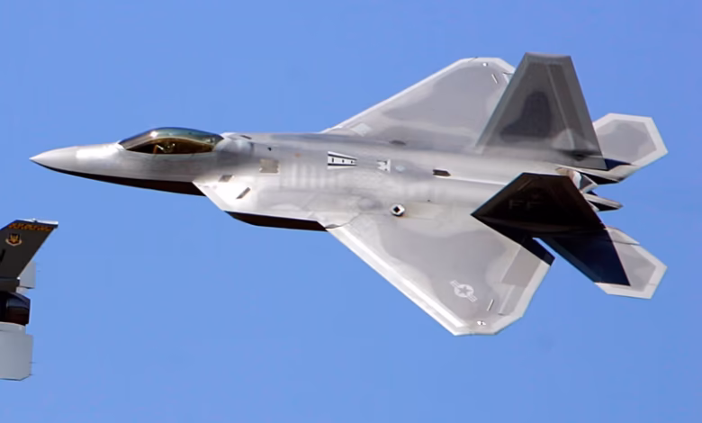 مقاتلات F-22