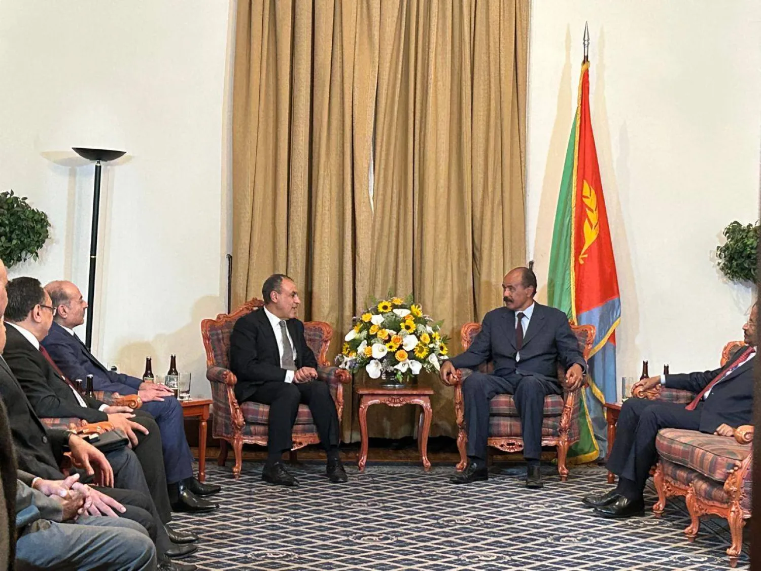 أنشطة وزير الخارجية 