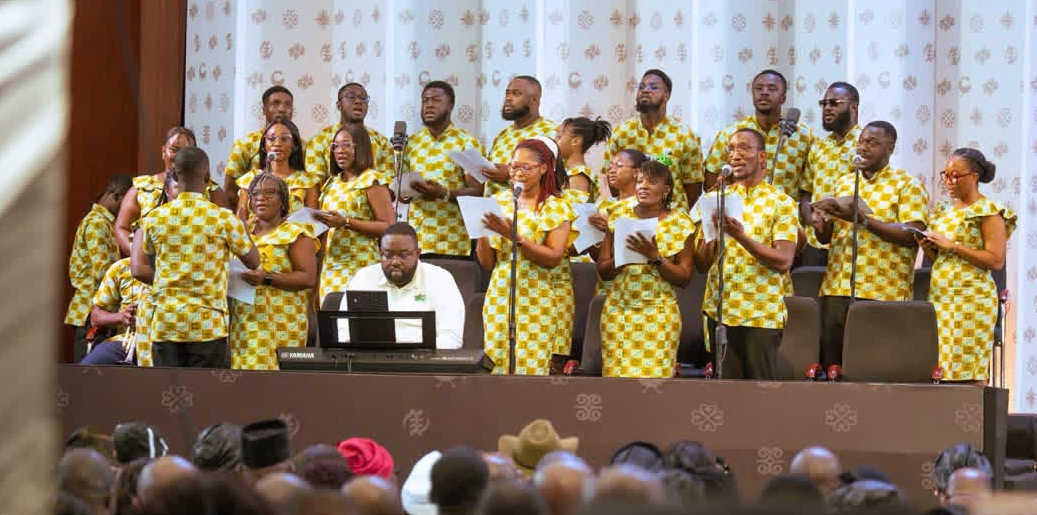 Ghana's president commemorates the first anniversary of a military helicopter crash that killed eight servicemen.
